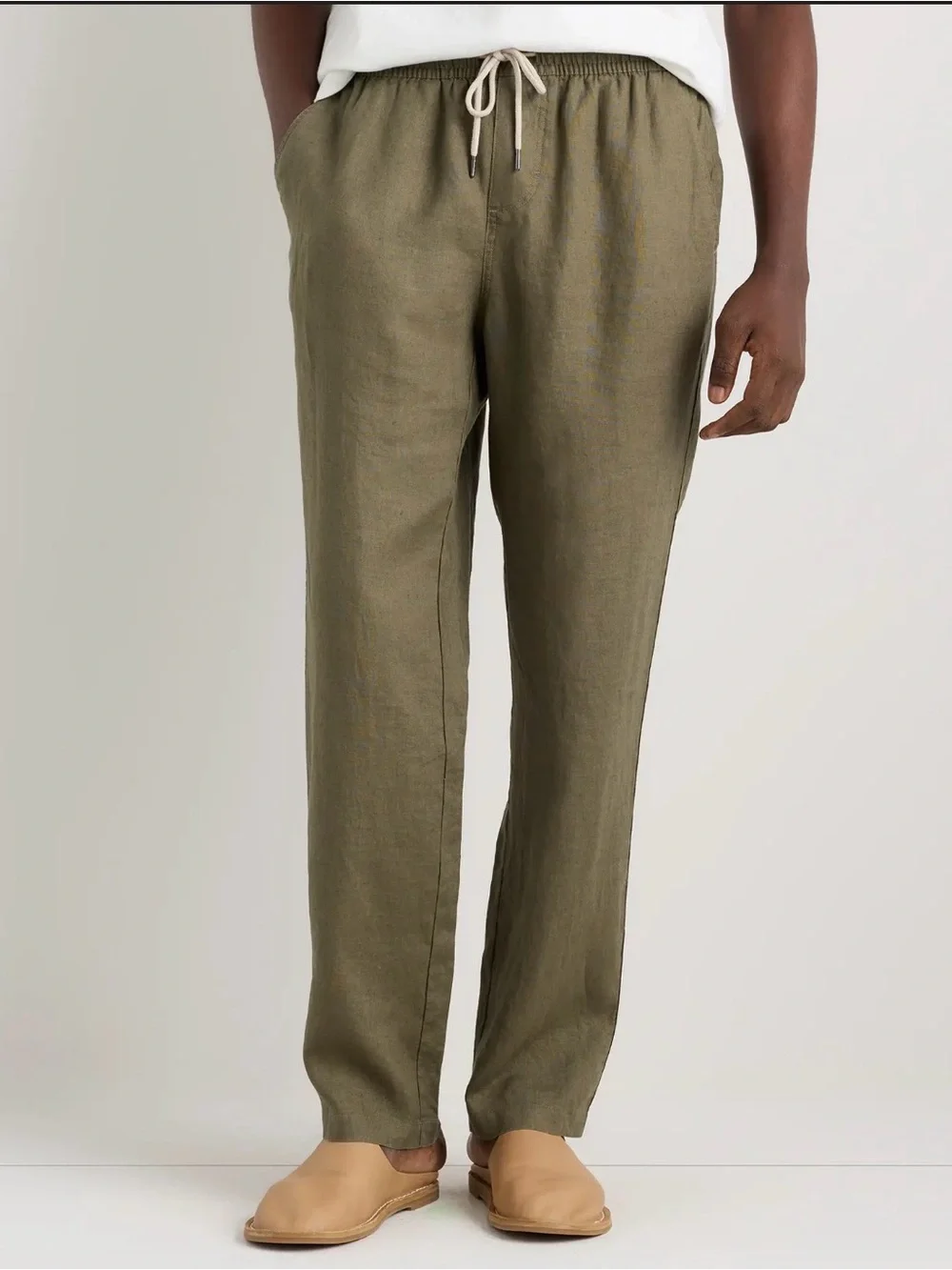 Quince Men’s European Linen Drawstring Beach Pants in Olive